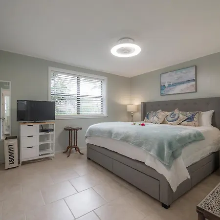 6700 Sunset Way Unit 702 Villa